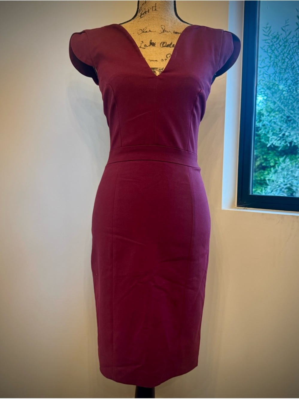 French Connection Burhundy V-Neck Midi Sheath Dress size 2